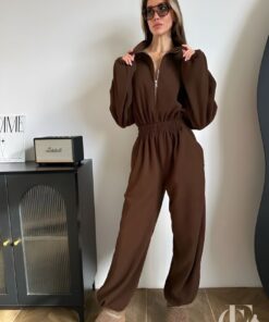Combinaison capuche chocolat manches oversize zippée élégante