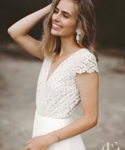 Combinaison mariée dos nu dentelle blanche