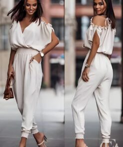 Combinaison épaules dénudées lacets noués noire boutonnée