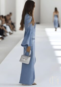 Combinaison jean manches cloche bas effiloché