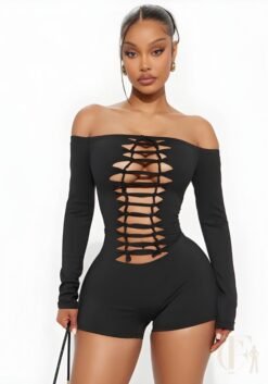 Combinaison short noire lacée découpée sexy