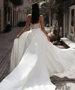 Combinaison mariée blanche bustier traîne détachable plage