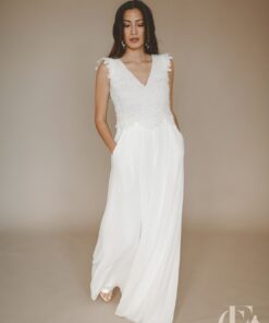 Combinaison robe dos ouvert dentelle blanche mariée