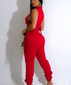 Combinaison cargo rouge sans manches dos nu pantalon large