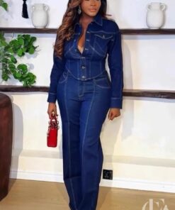 Combinaison denim foncé boutonnée manches longues pantalon large