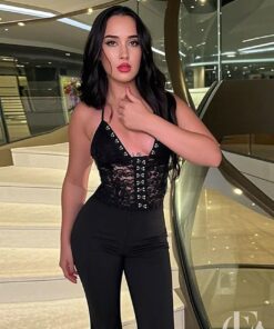 Combinaison noire bustier dentelle corset œillets métalliques pantalon large