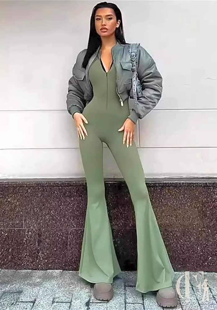 Combinaison yoga verte col zippé pattes flare bomber gris