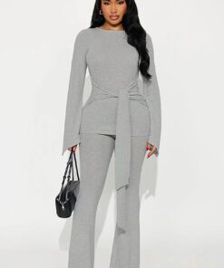 Ensemble top manches longues ceinturé pantalon pattes éléphant décontracté